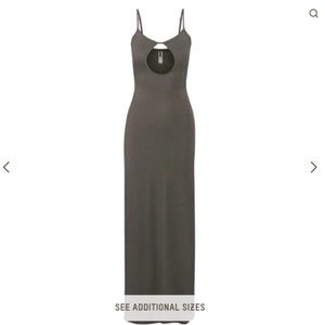 SKIMS SLEEP KEYHOLE DRESS  - XL / NWT /Gunmetal